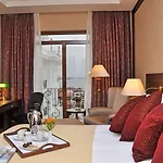 Wellborn Luxury Hotel 5*