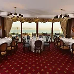 Wellborn Luxury 5* Κοτζαελί