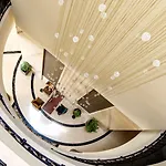 Wellborn Luxury Ξενοδοχείο 5*