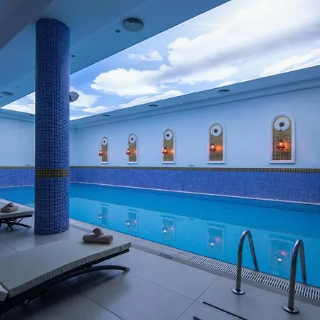 Wellborn Luxury Hotel 5*