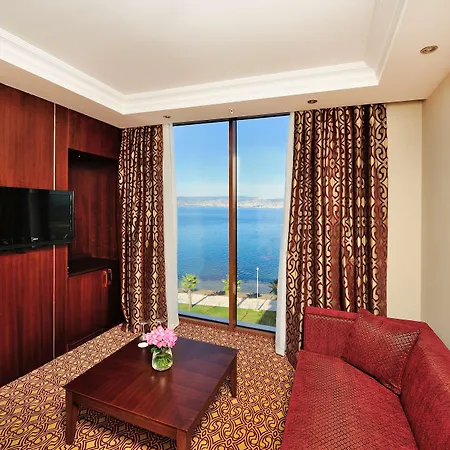 호텔 Wellborn Luxury 5*