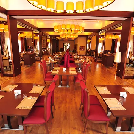 Wellborn Luxury Otel 5*