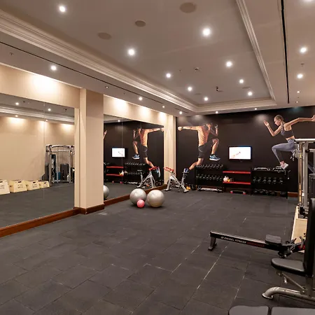 호텔 Wellborn Luxury 5*