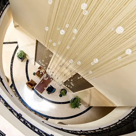 Wellborn Luxury Otel 5*