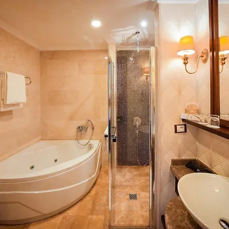 Wellborn Luxury Ξενοδοχείο Κοτζαελί